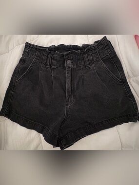 American Eagle Black Paperbag Waist Women’s Shorts